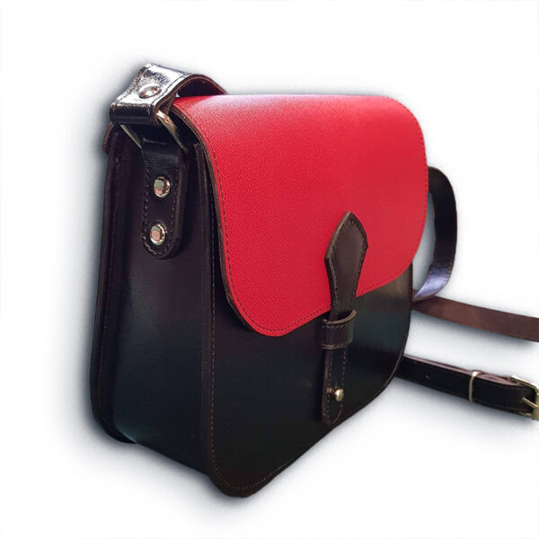 Luxurious Moroccan Handcrafted Genuine Leather Shoulder Bag - Your Perfect Everyday Companion - Image 2